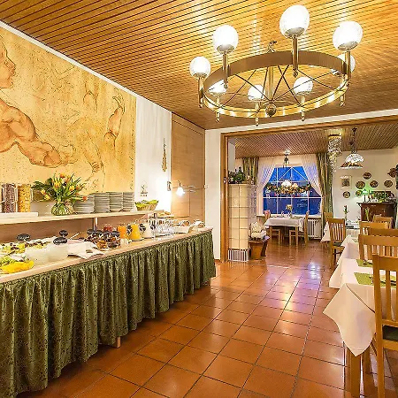 Hotel Diana 3*
