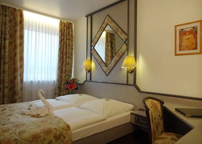 ディアーナ ホテル 3*